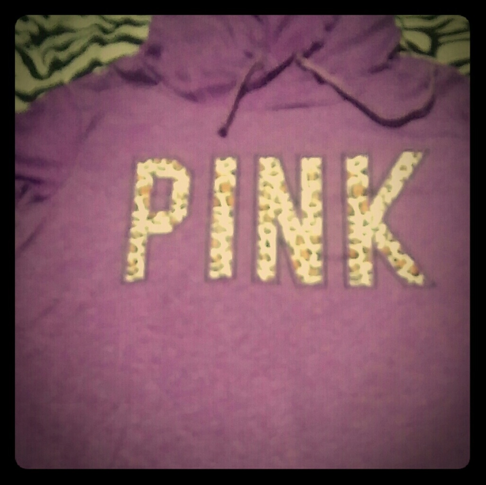 🎈🎉Cute long sleeve PINK shirt🎉🎈